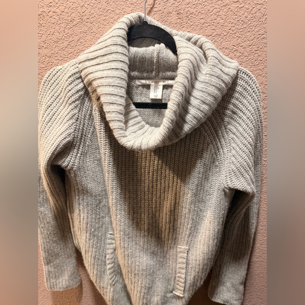 Cozy Gray Turtleneck Sweater